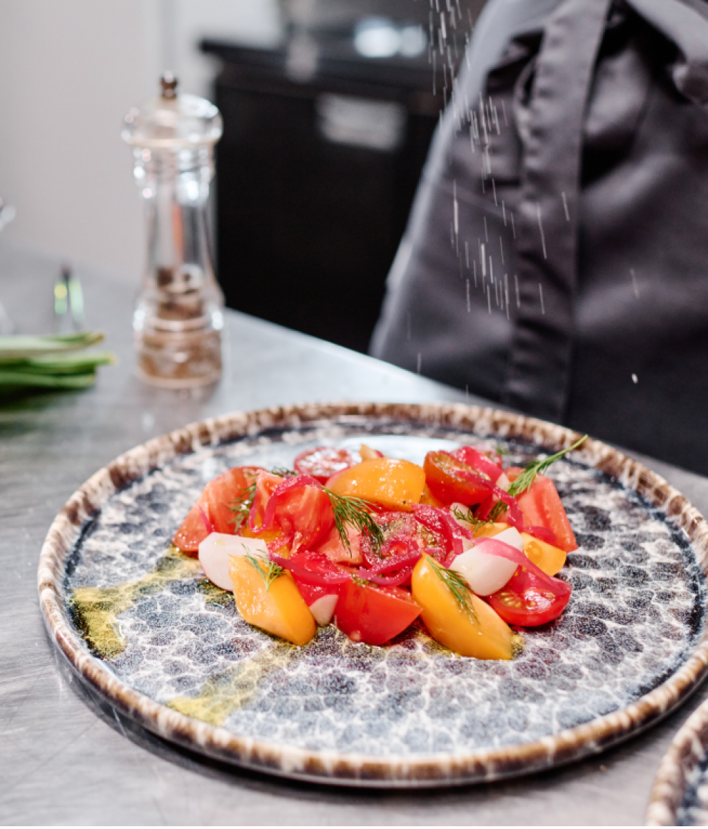 Pomidor malinowy do sałatek